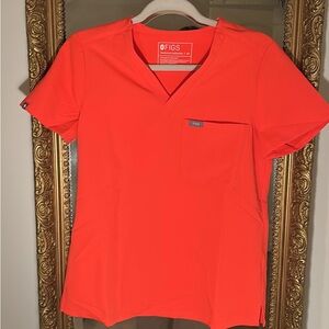 Figs Women's Orange Scrub Set